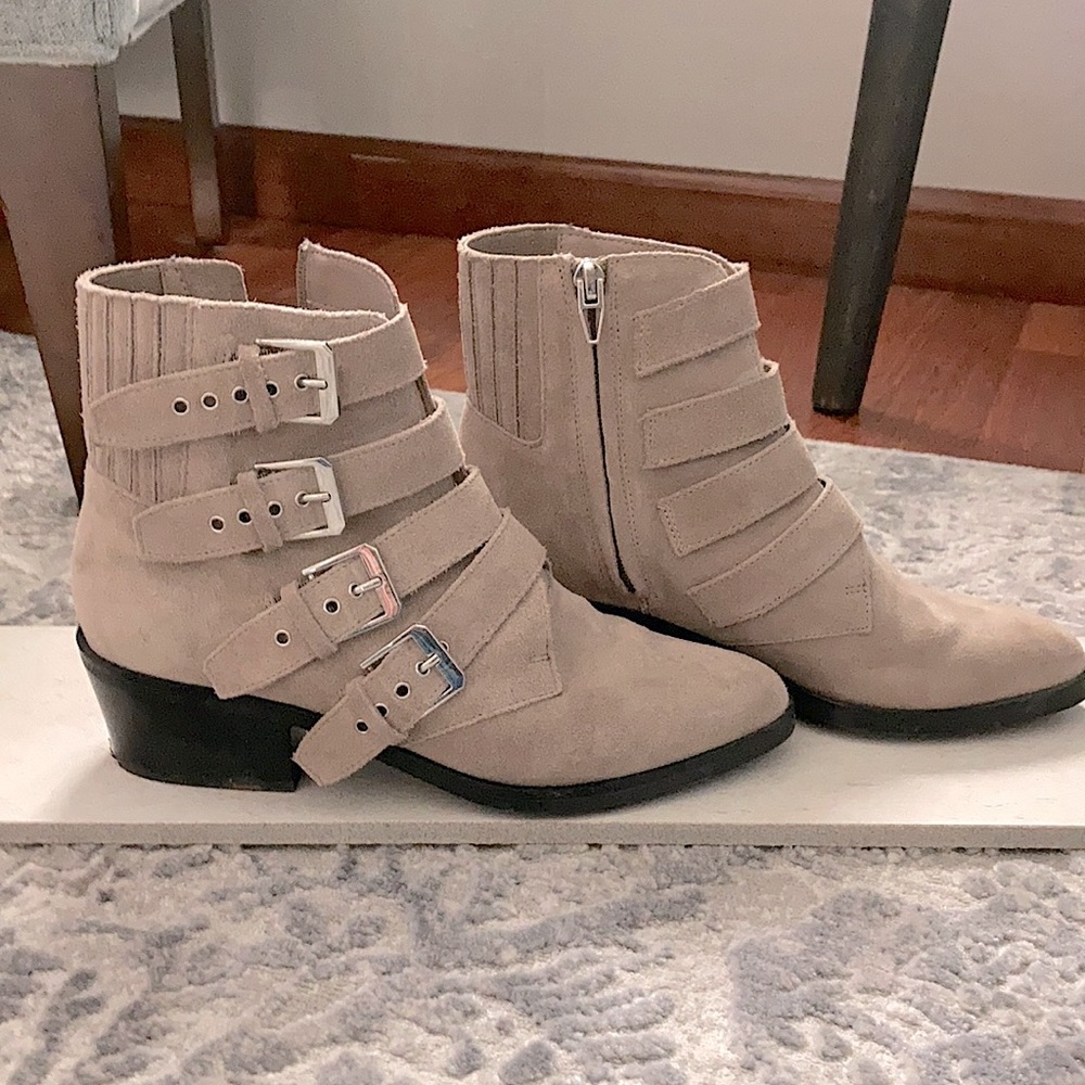Dolce vita size 7 booties